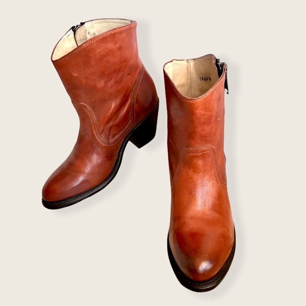 Frye Leslie Zip Cognac Genuine Leather Fall/Winter/Spring Heeled Ankle Booties - Picture 8 of 14